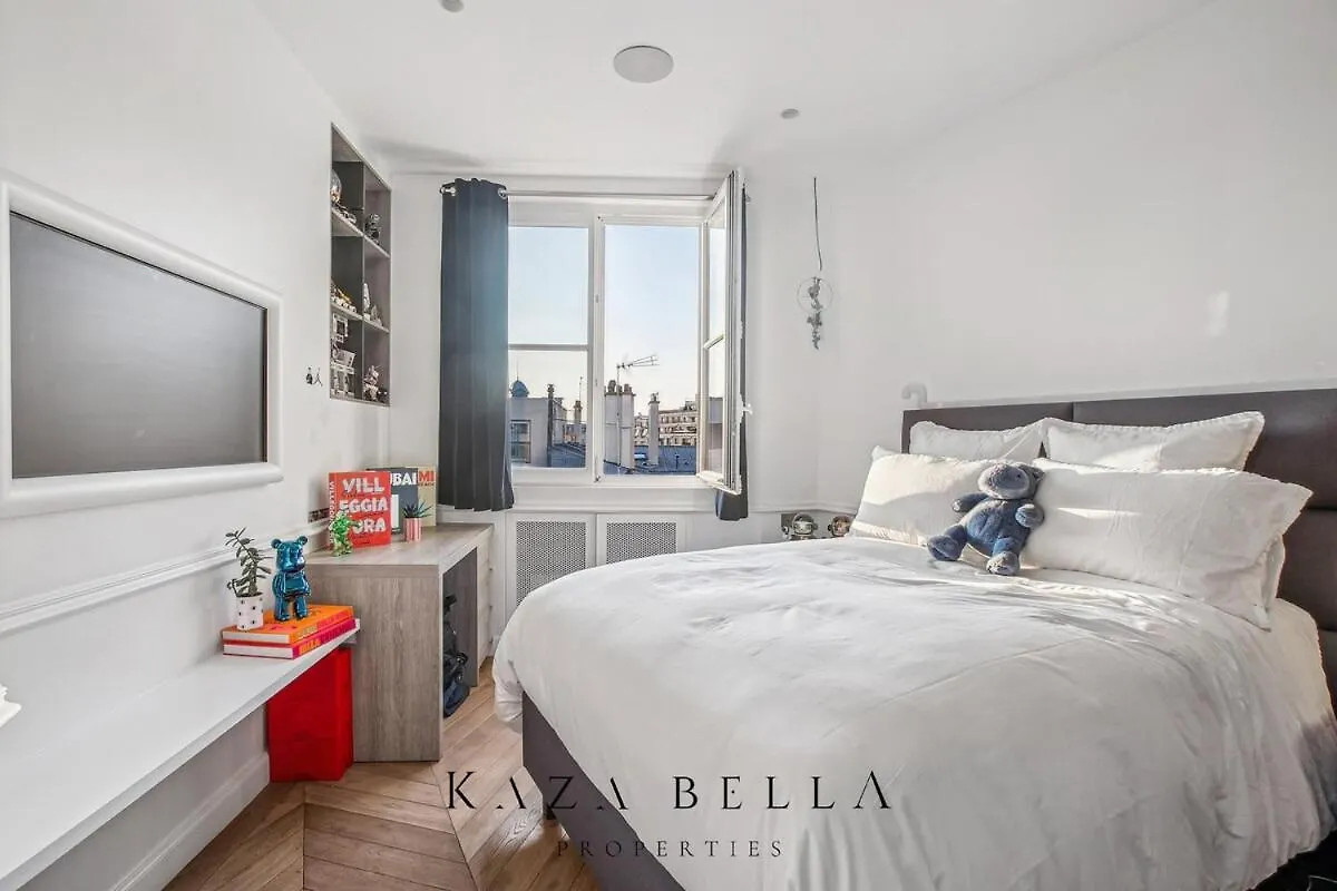 Kaza Bella - Trocadero, Amazing Eiffel Tower View Apartment Paris